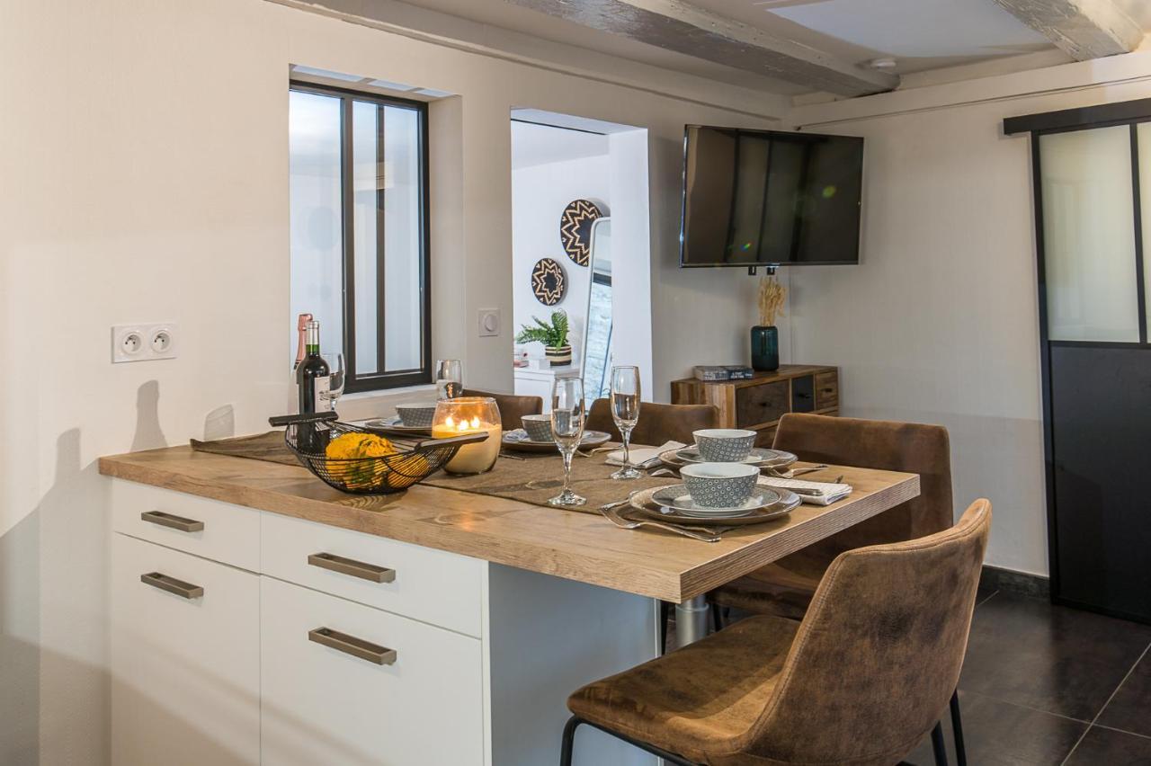 Appart 4 pers design et cosy avec Jardin au Cœur de Sélestat Extérieur photo