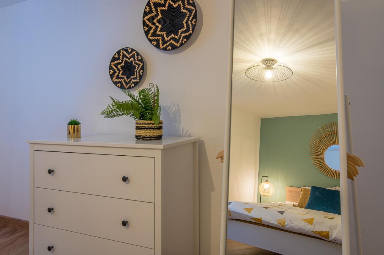 Appart 4 pers design et cosy avec Jardin au Cœur de Sélestat Extérieur photo